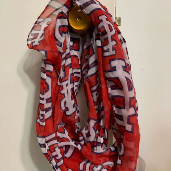St Louis Cardinals Infinity Scarf - Picture 4 of 4